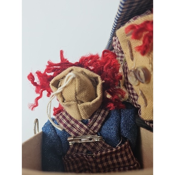 Vintage Raggedy Ann & Andy Dolls Decor With Case - Picture 8 of 14